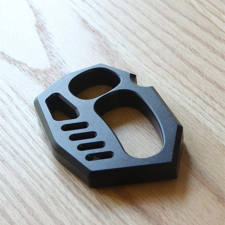 Fist Knuckles Black Aluminium Alloy Light - Cakra EDC Gadgets - Image 2