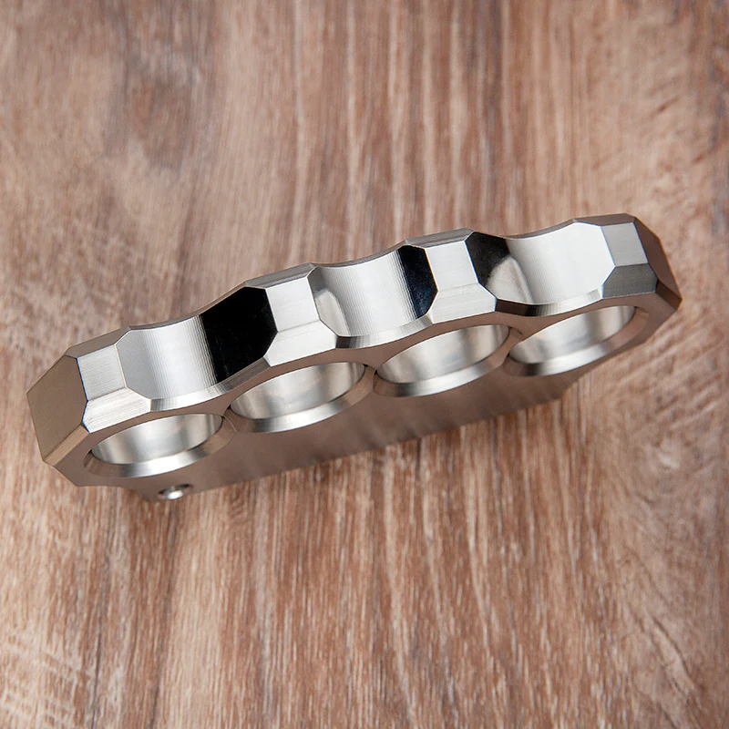 Knuckle Duster For Self Defense - Cakra EDC Gadgets - Image 2